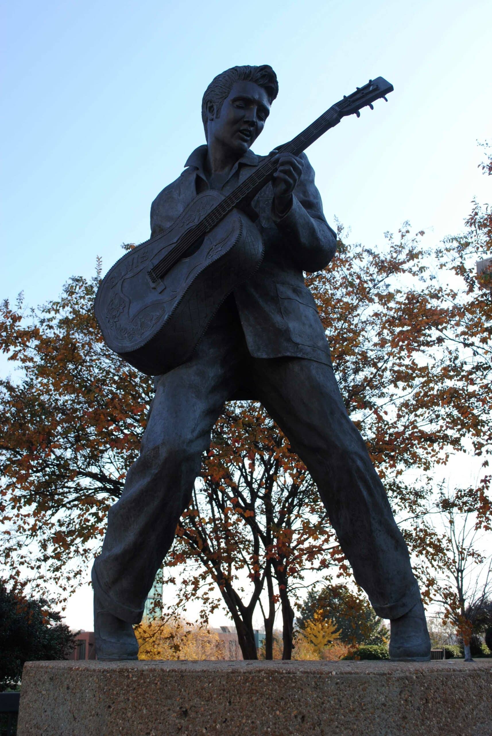 Elvis Presley monument